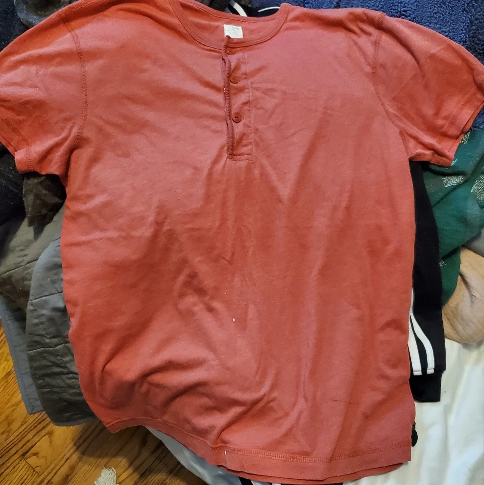 Vintage Soft Cotton J. Crew Men's Brick Red Henley Shirt